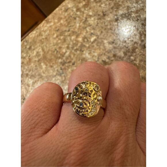 Woman’s gold plated galaxy/universe ring - Picture 2 of 3